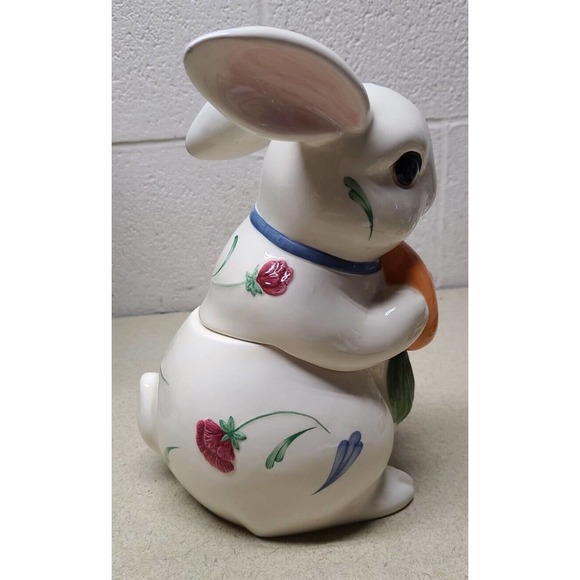 Lenox Poppies on Blue Barnyard Ceramic Cookie Jar Easter Bunny Rabbit Carrot BOX - Picture 4 of 9